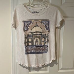 Lucky brand t shirt taj mahal